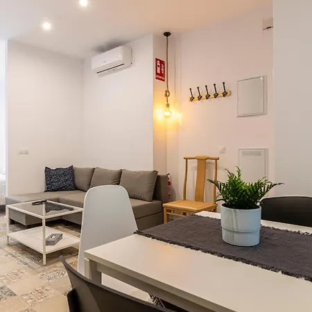 Casa Palacio La Lola Y Ole Gran Terraza 아파트 *